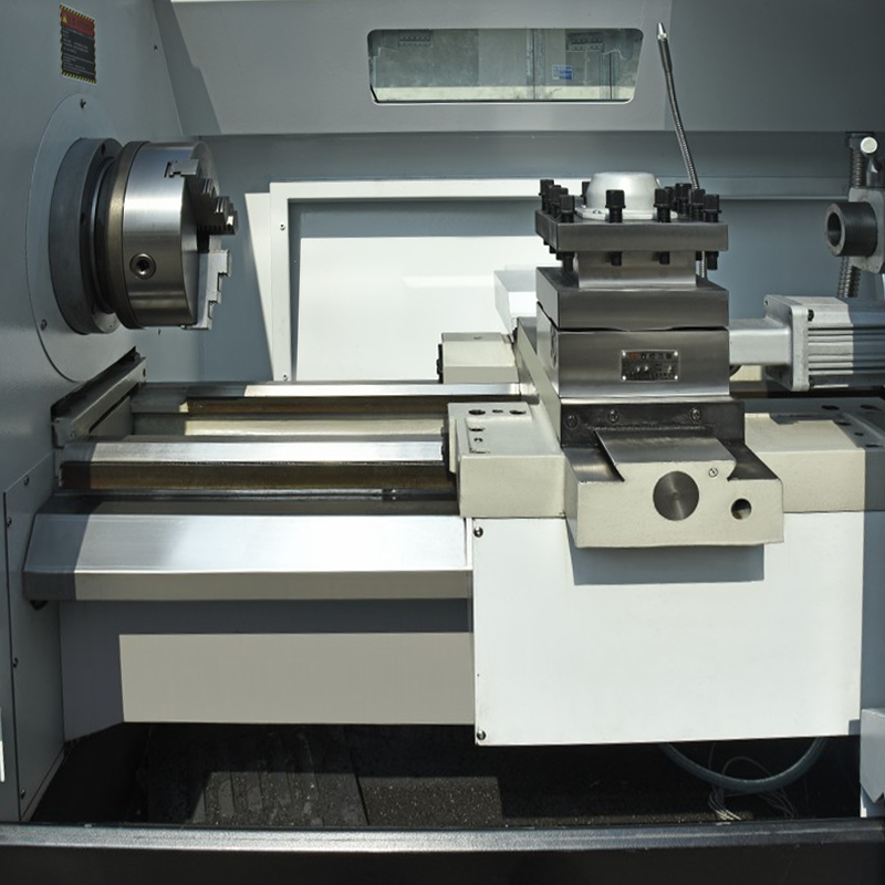 Düz yataklı CNC torna'nın rolü: Bir üreticinin içgörü